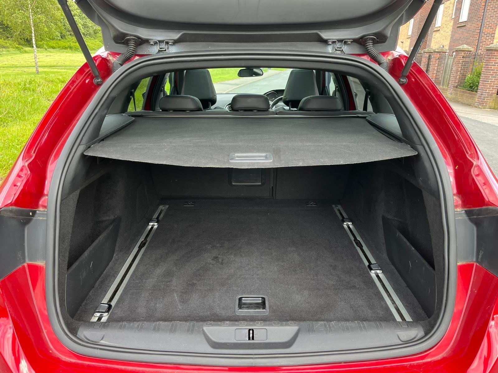 Peugeot 308 SW - Image 11