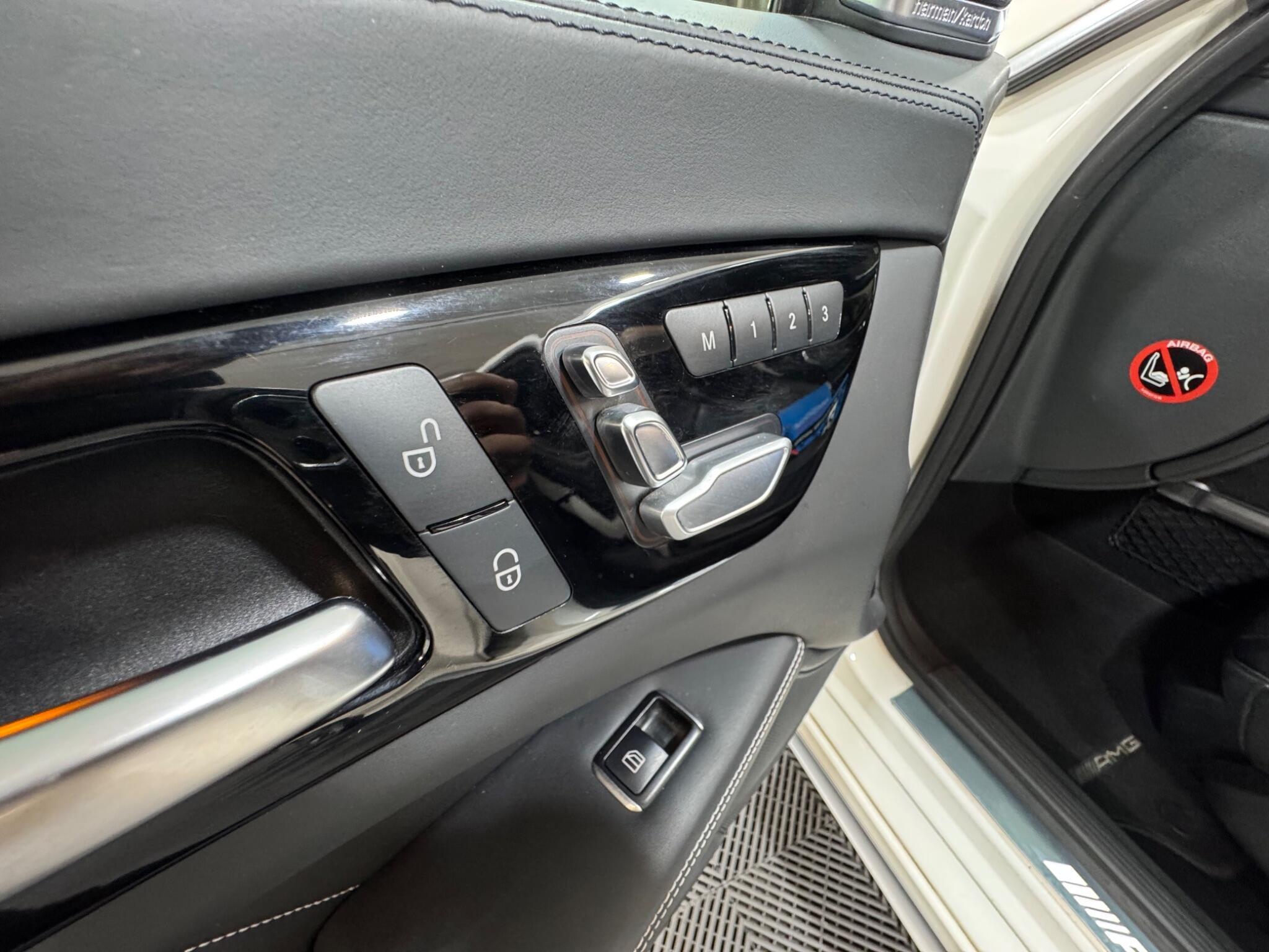 Mercedes CLS - Image 11