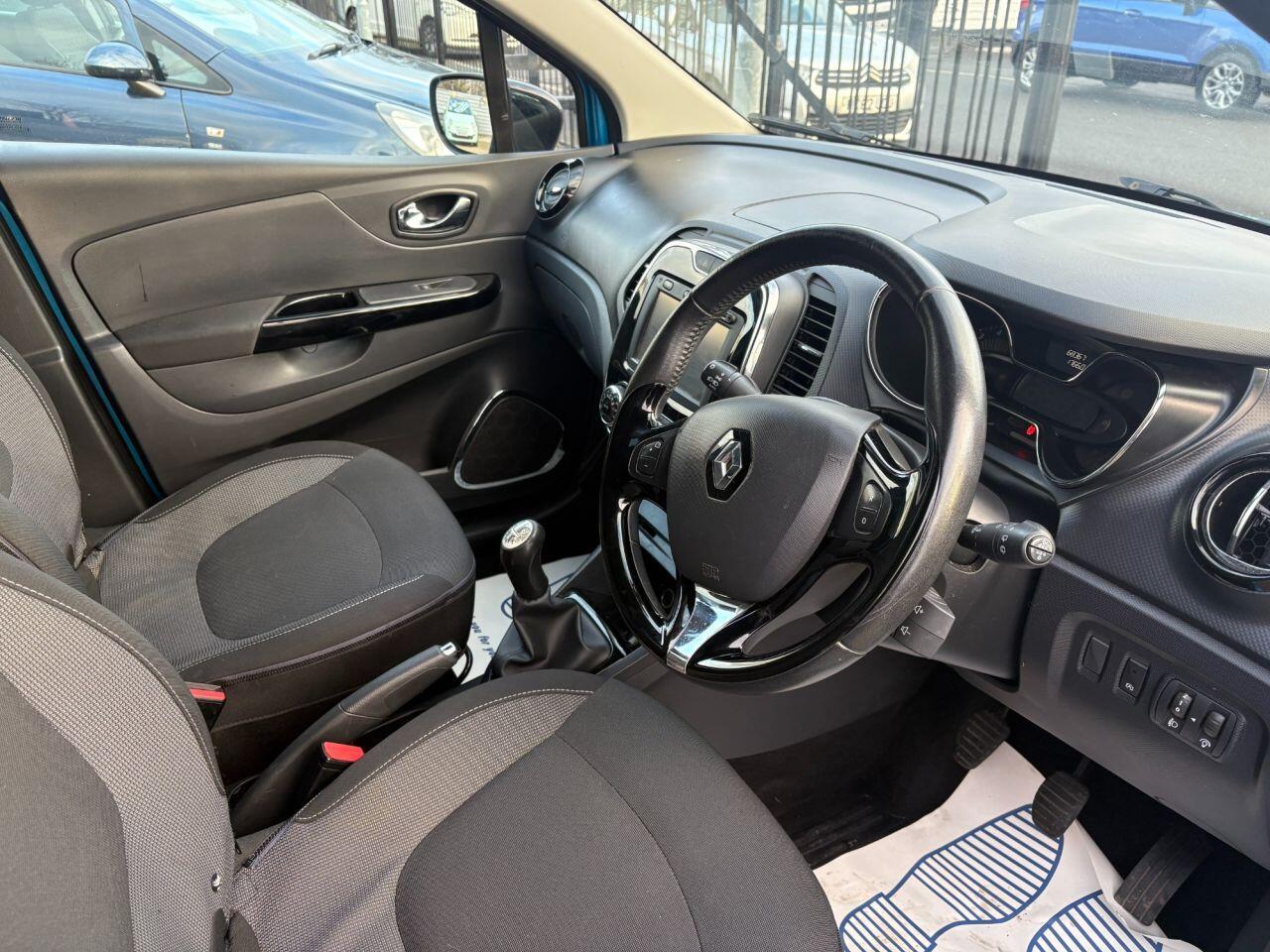 Renault Captur - Image 8