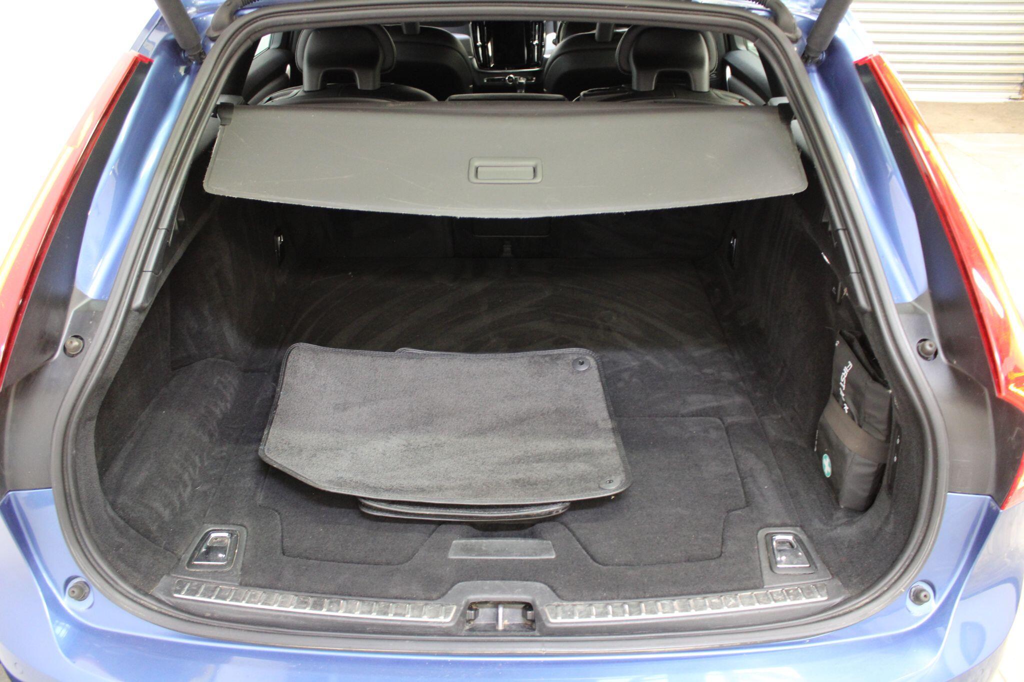 Volvo V90 - Image 16