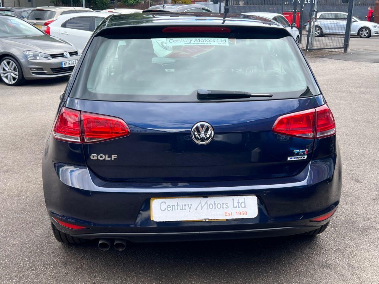 Volkswagen Golf - Image 13