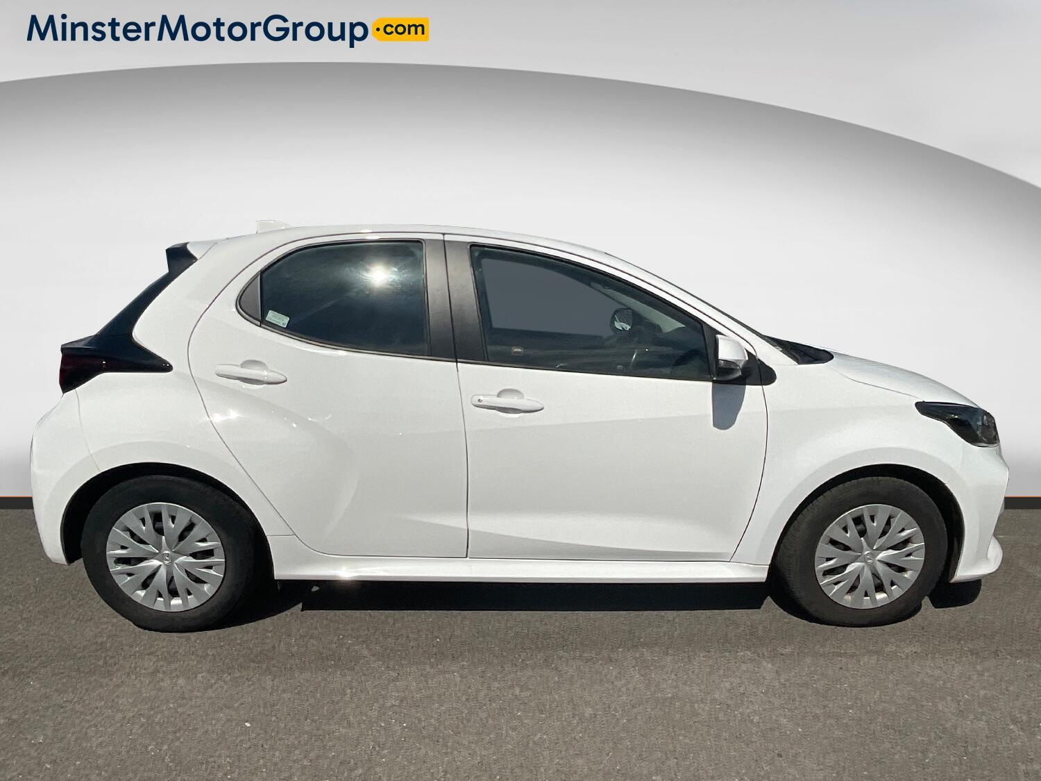 Mazda Mazda 2 Hybrid - Image 2