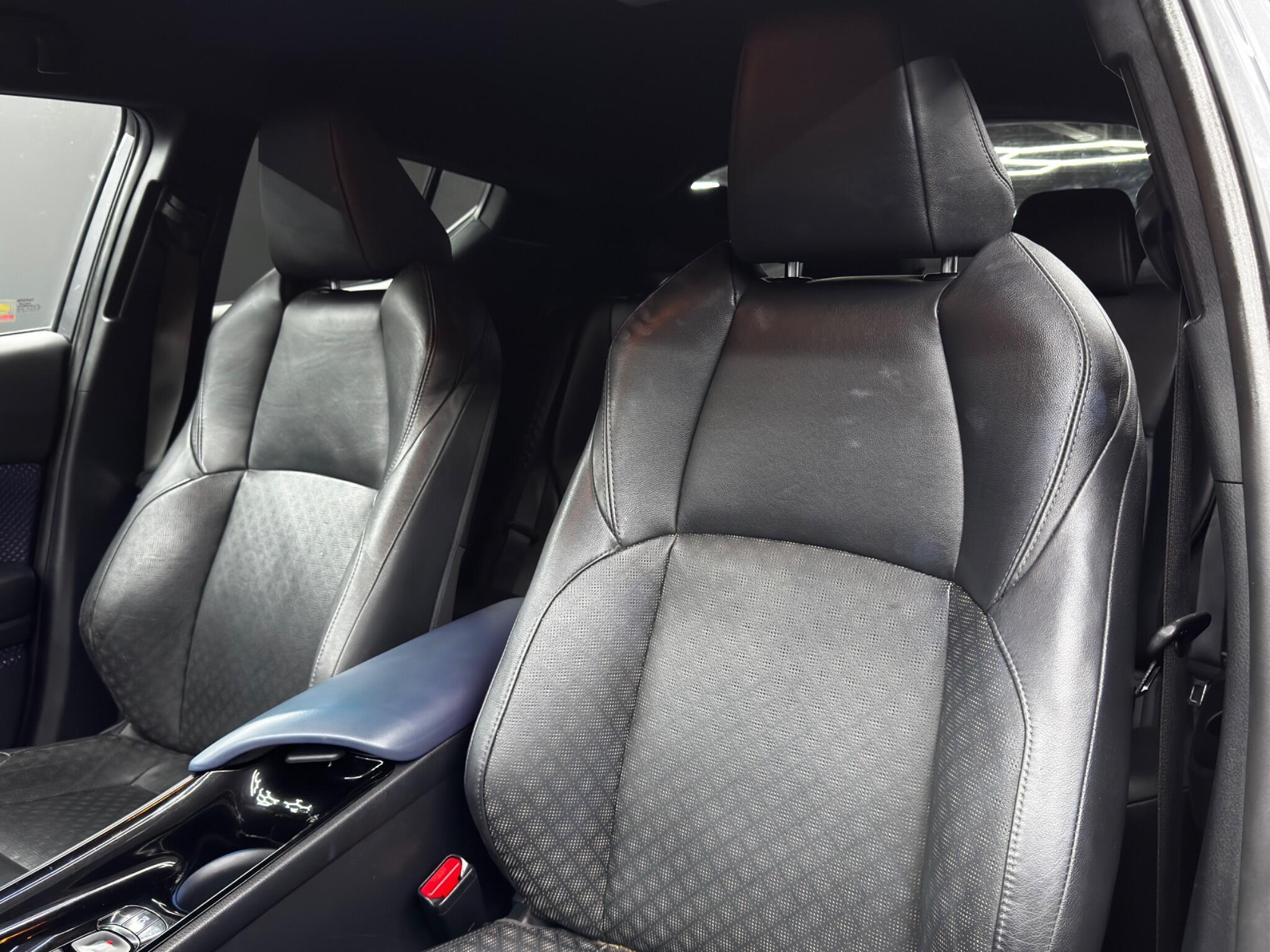 Toyota C-Hr - Image 14