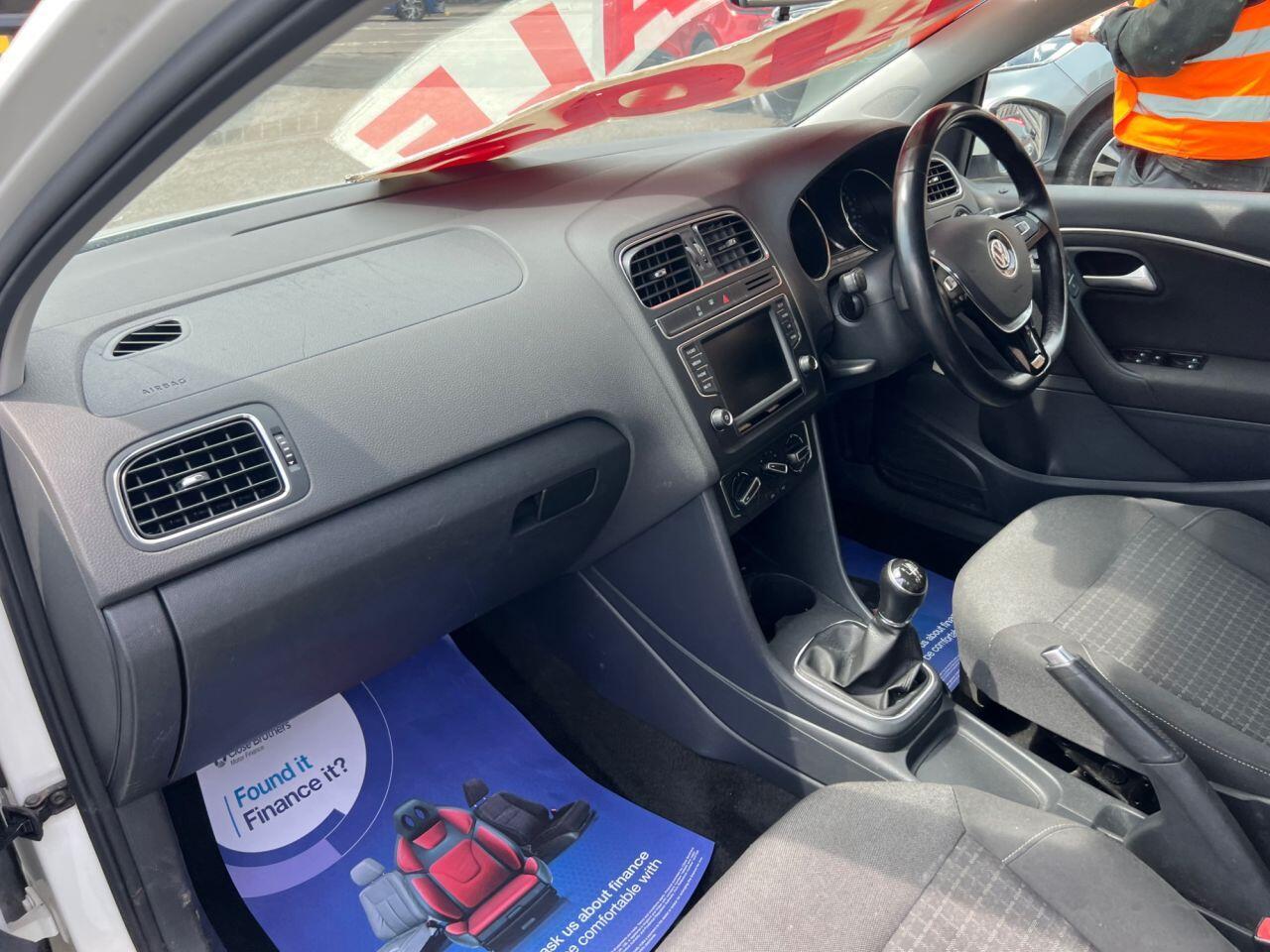 Volkswagen Polo - Image 15