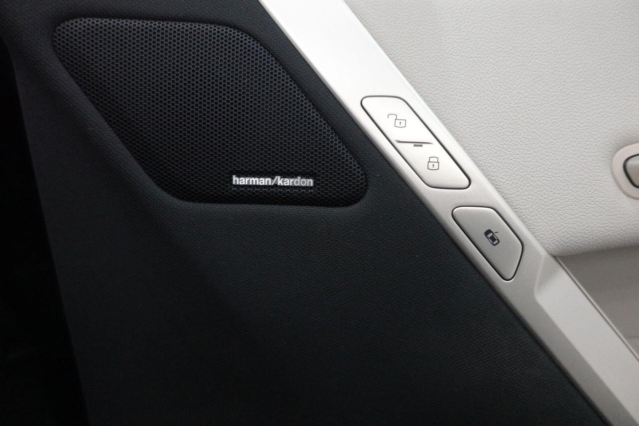BMW IX - Image 20