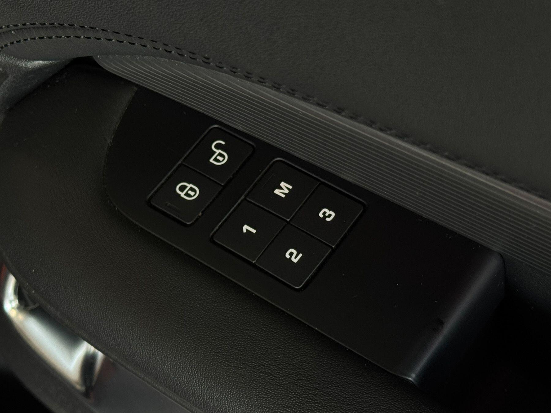 Land Rover Discovery - Image 17