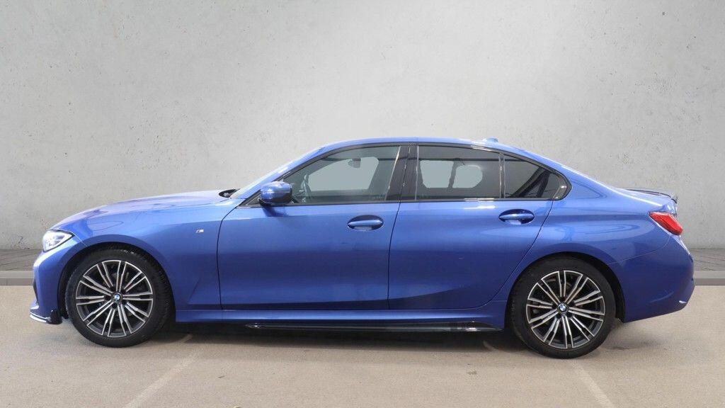 BMW 3 Series - Image 9