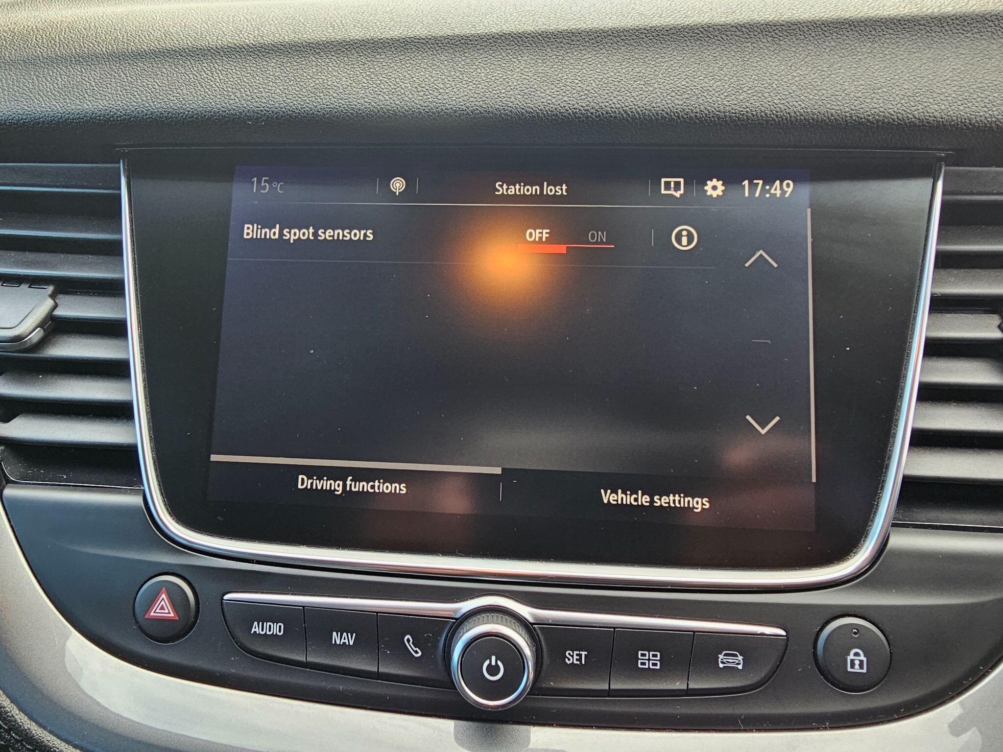 Vauxhall Grandland X - Image 31