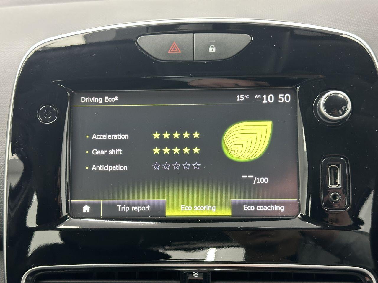 Renault Clio - Image 30