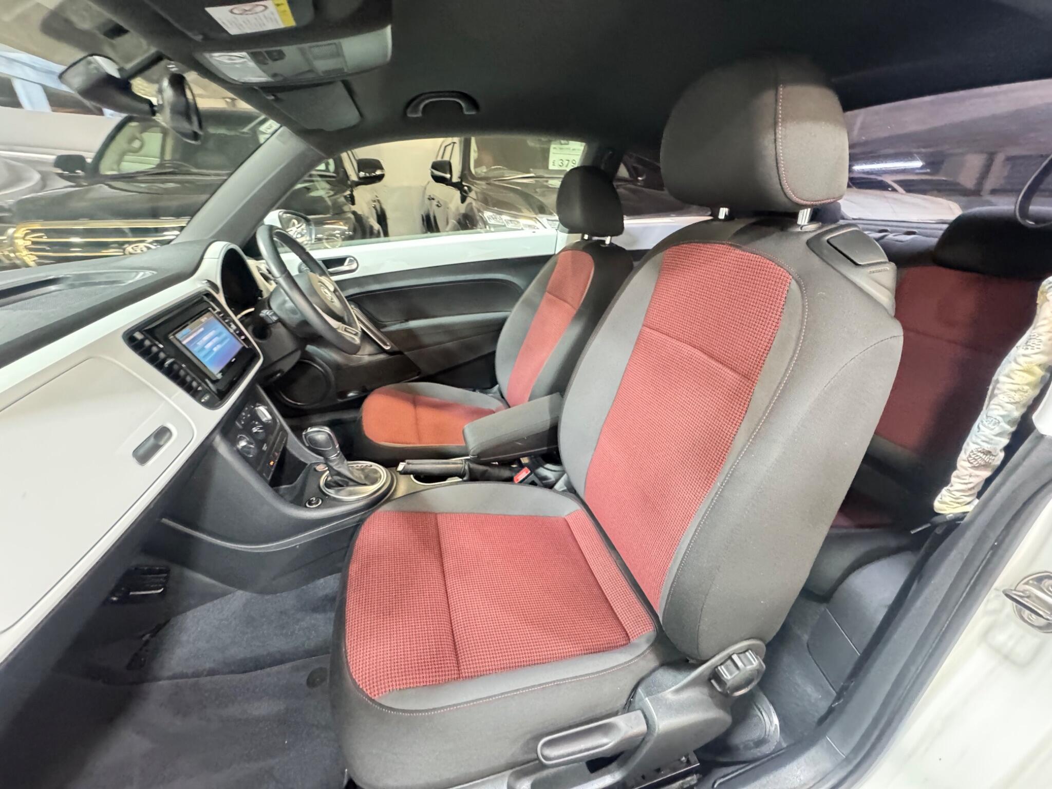 Volkswagen Beetle - Image 9