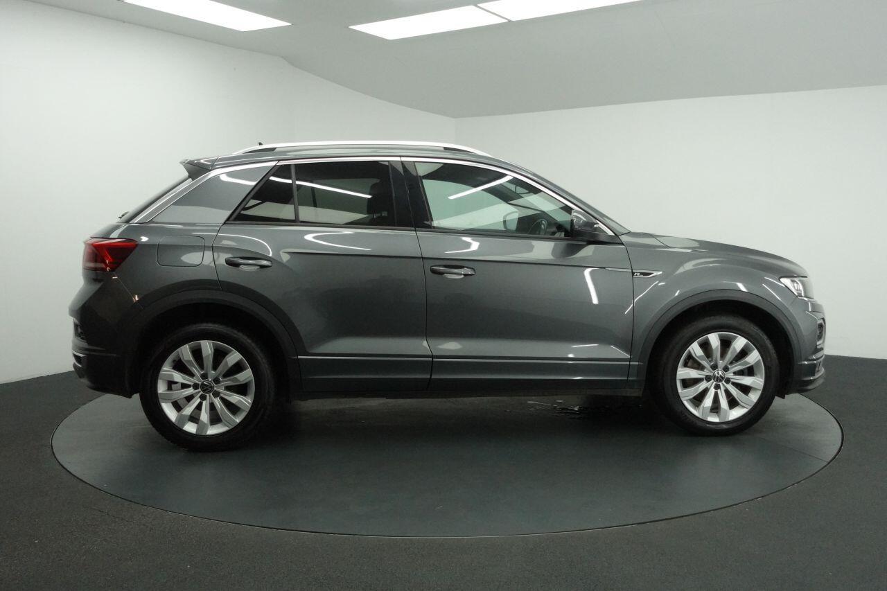 Volkswagen T-Roc - Image 14