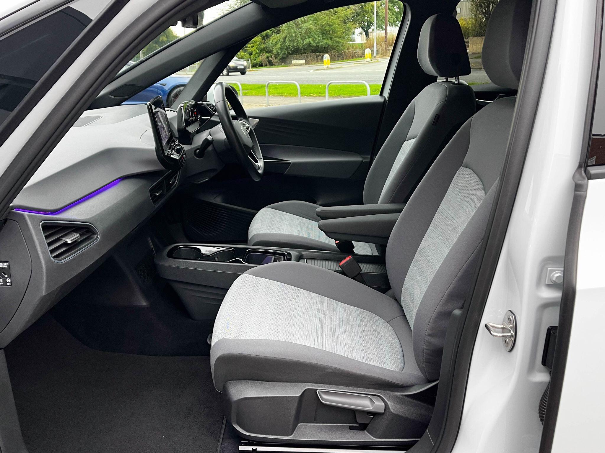 Volkswagen ID.3 - Image 6