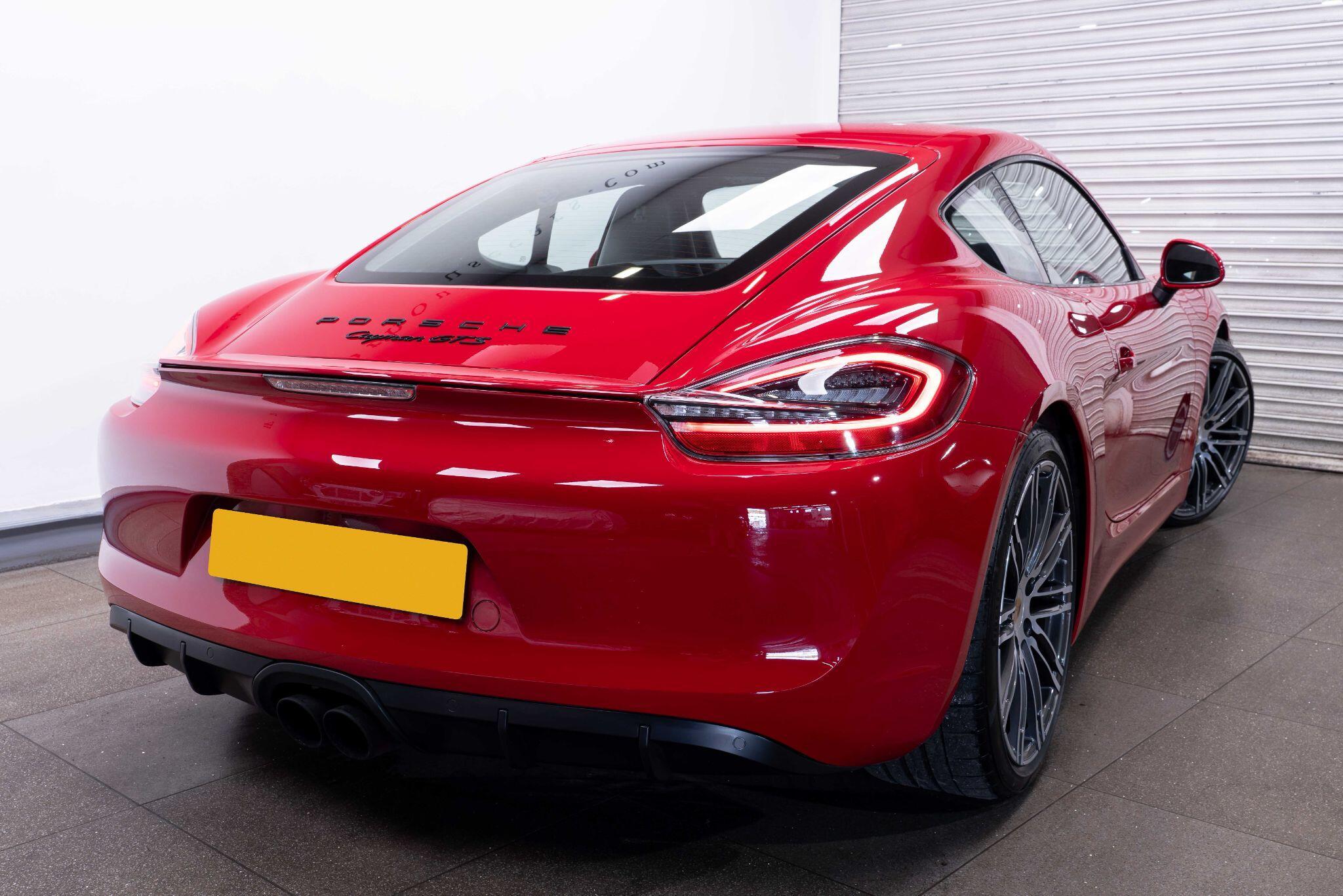 Porsche Cayman - Image 4