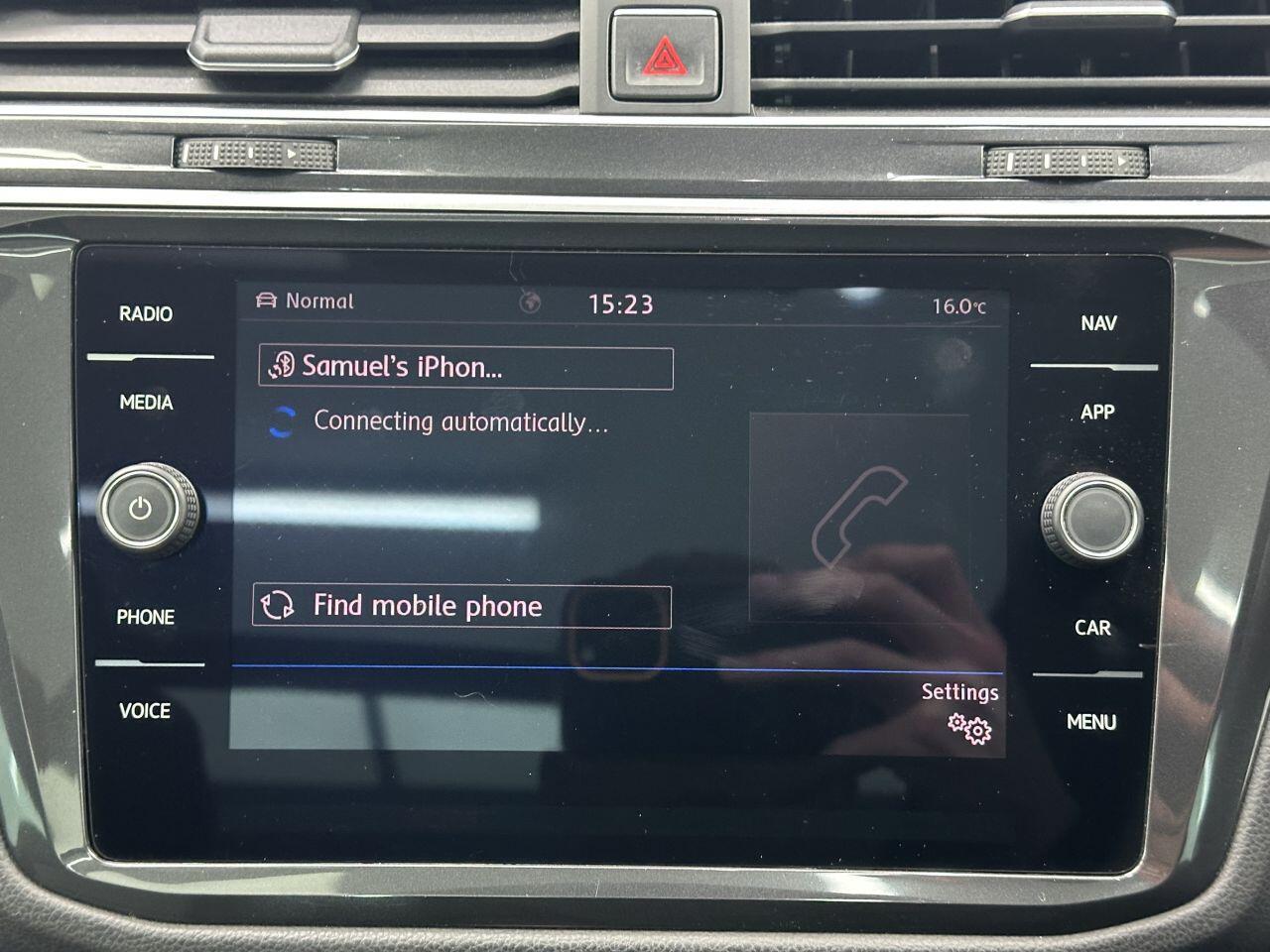 Volkswagen Tiguan - Image 29