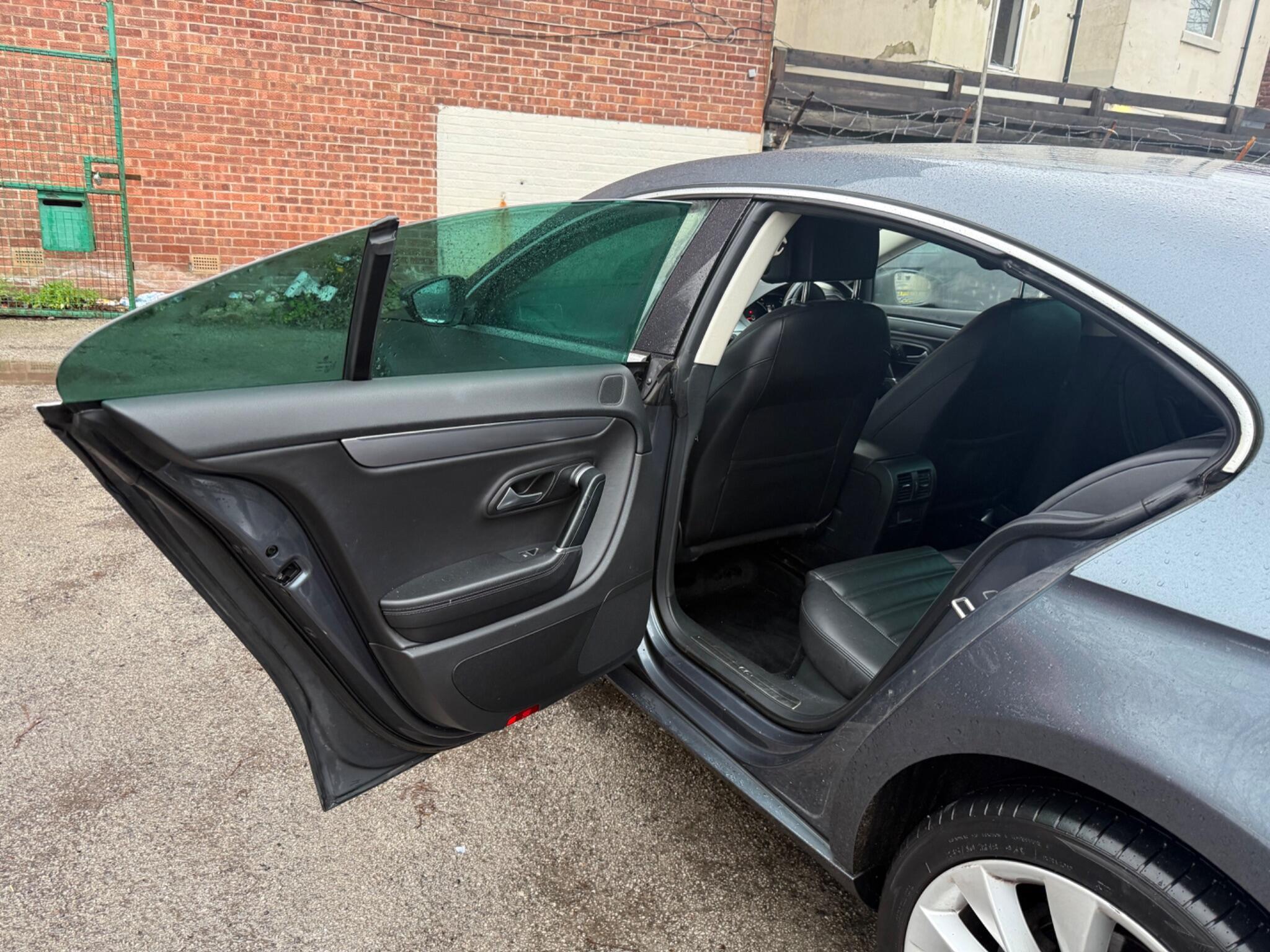 Volkswagen CC - Image 29