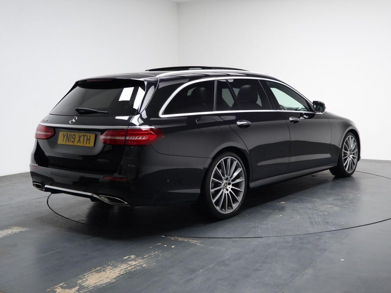 Mercedes-benz E Class - Image 12