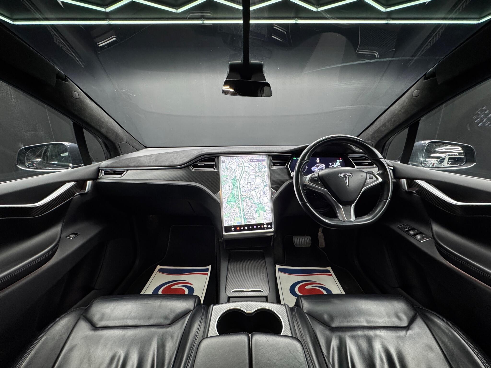Tesla Model X - Image 19