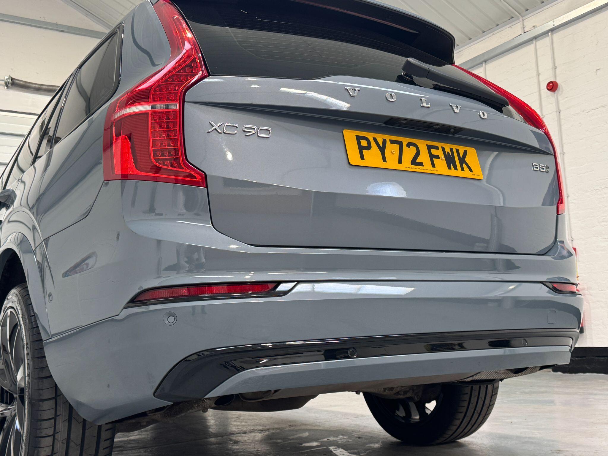 Volvo XC90 - Image 35