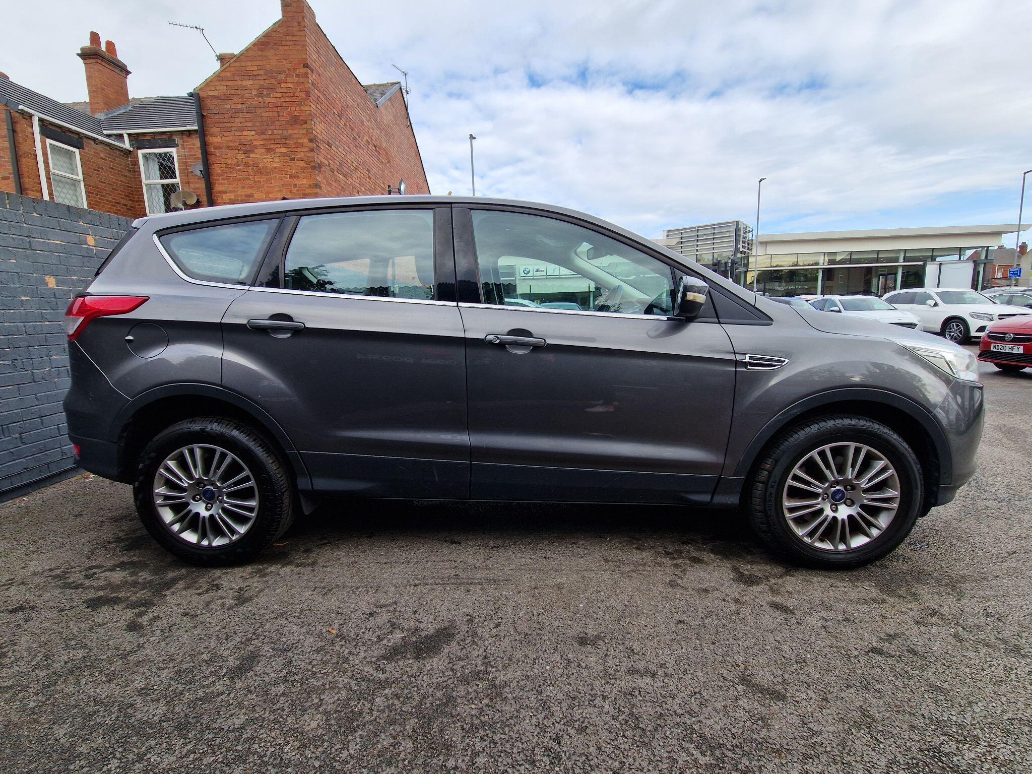 Ford Kuga - Image 7