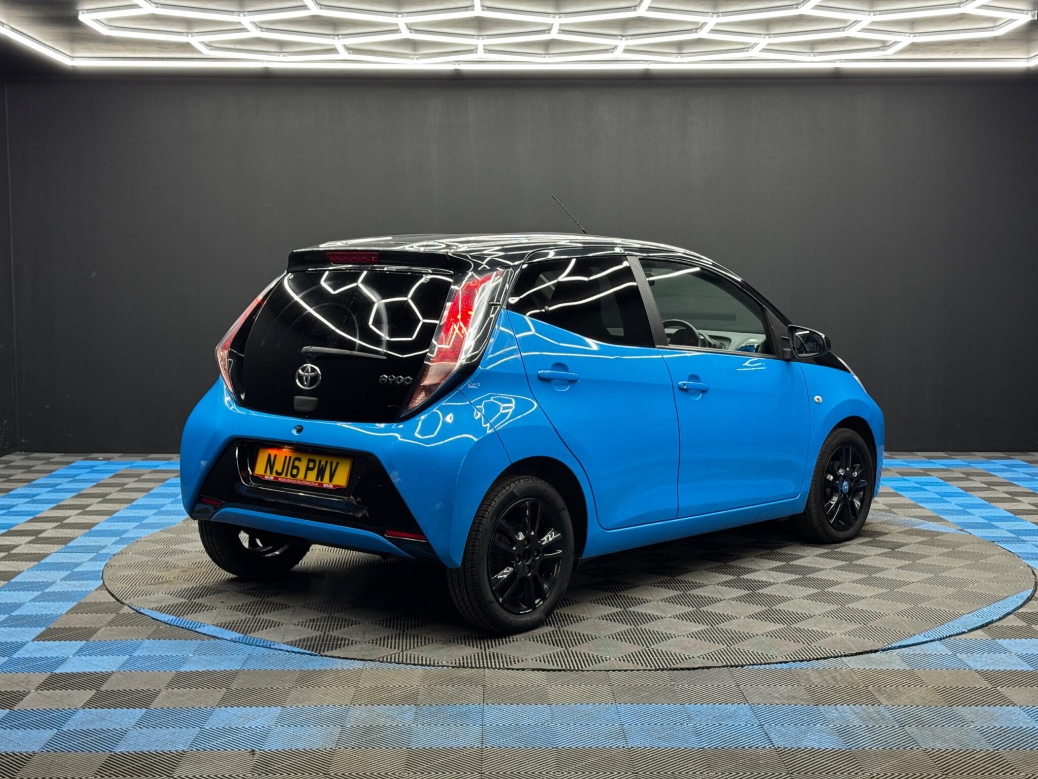 Toyota Aygo - Image 5