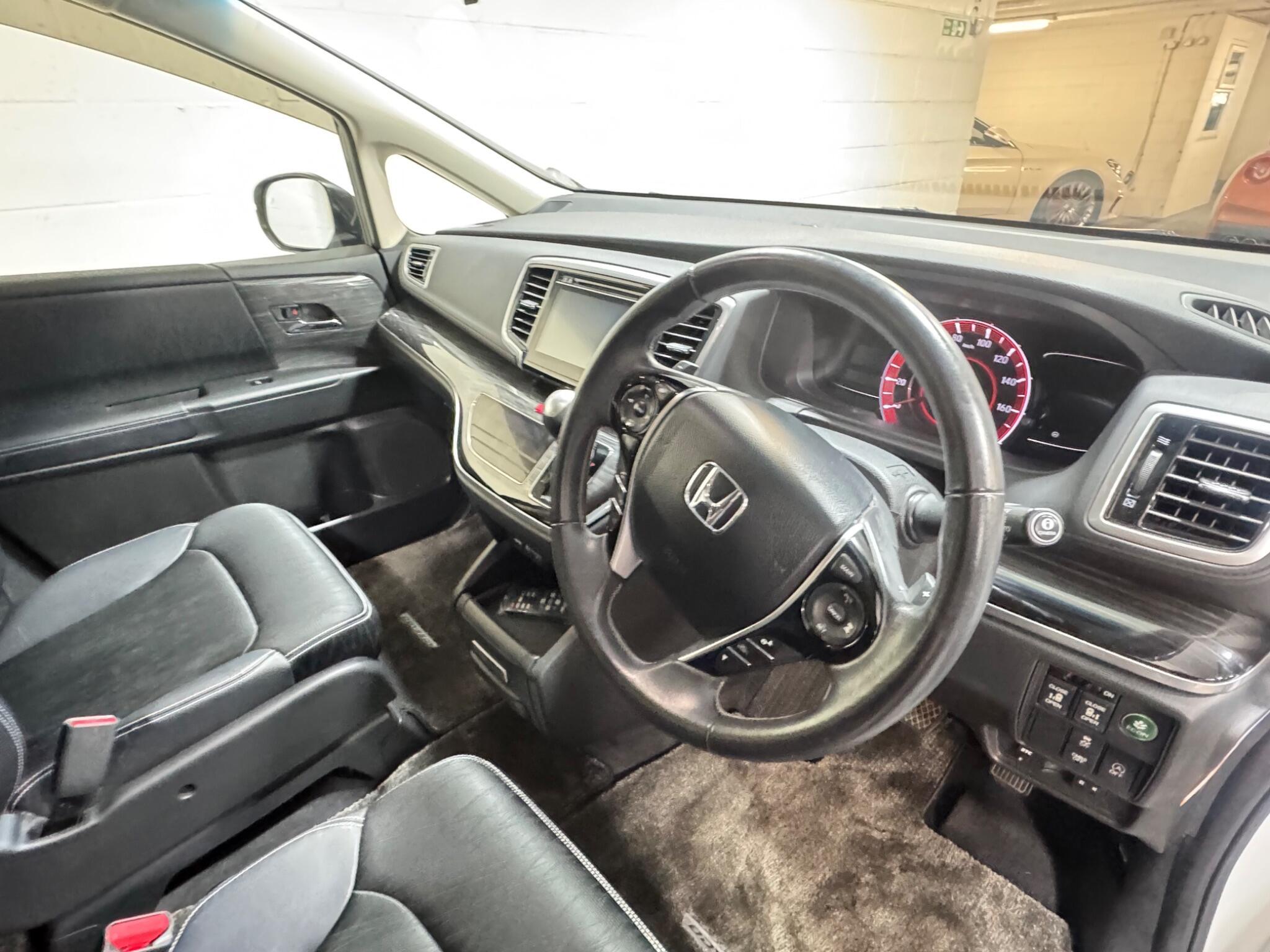 Honda Odyssey - Image 8