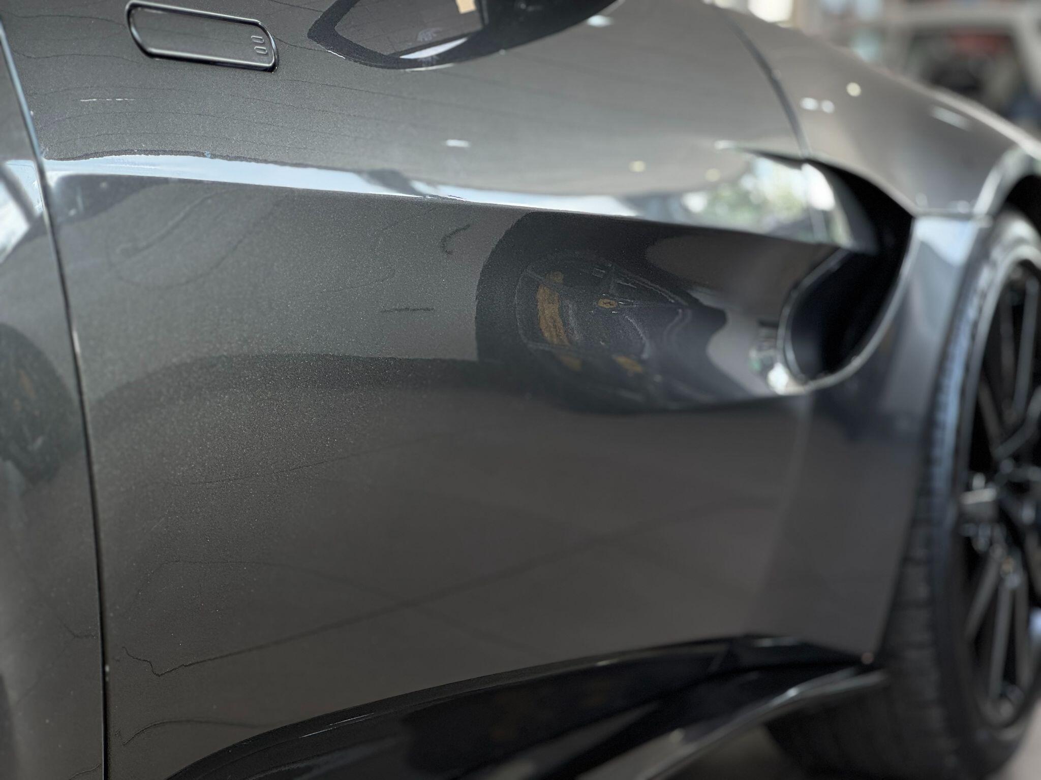 Aston Martin Vantage - Image 14