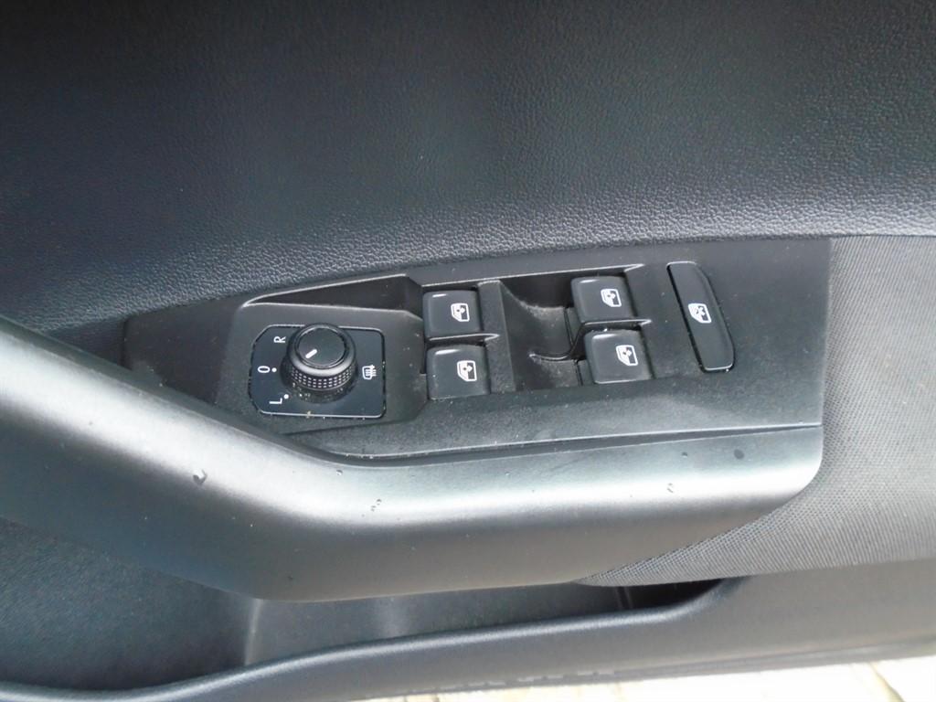 Volkswagen Polo photo 16
