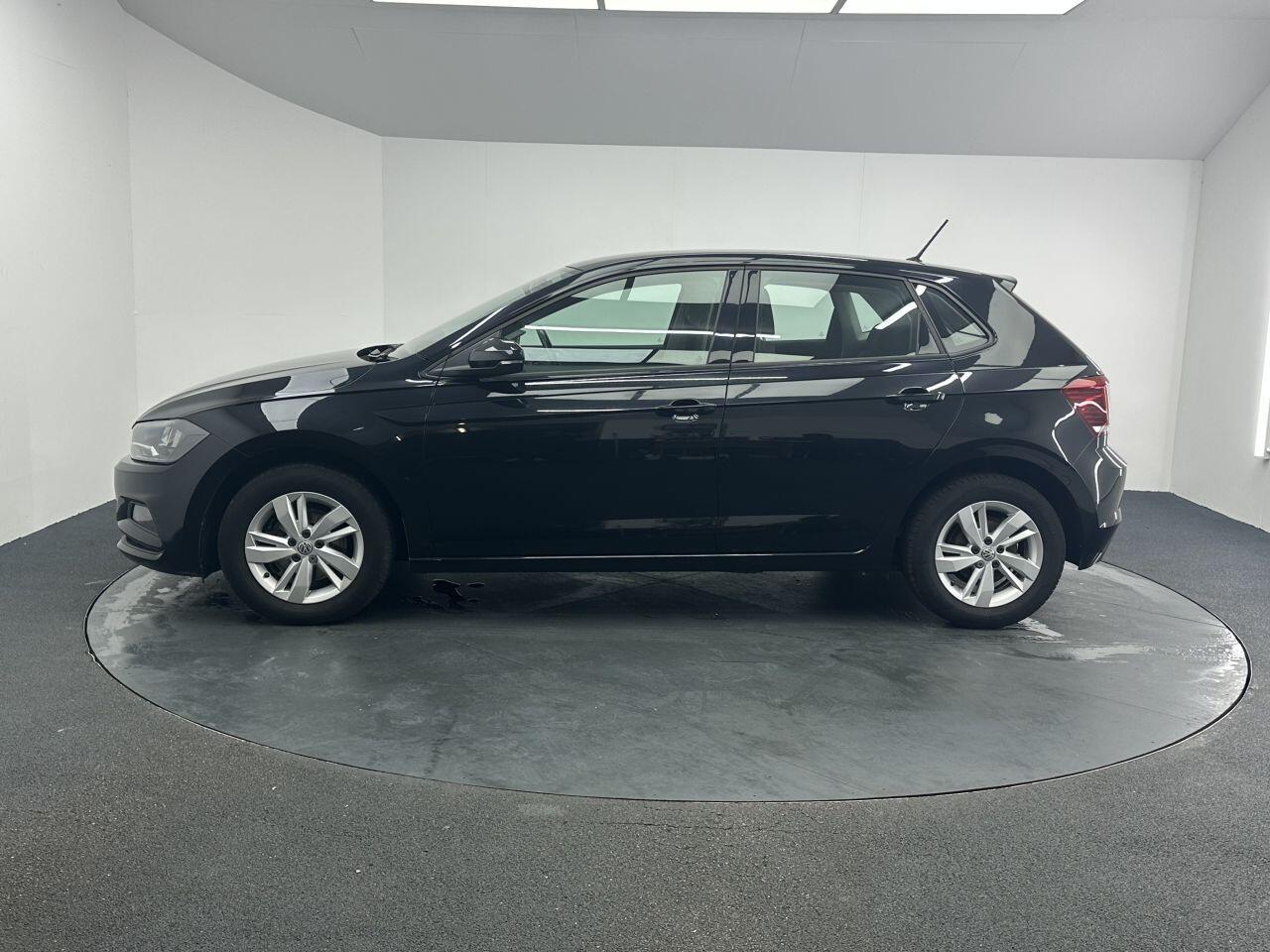 Volkswagen Polo - Image 14