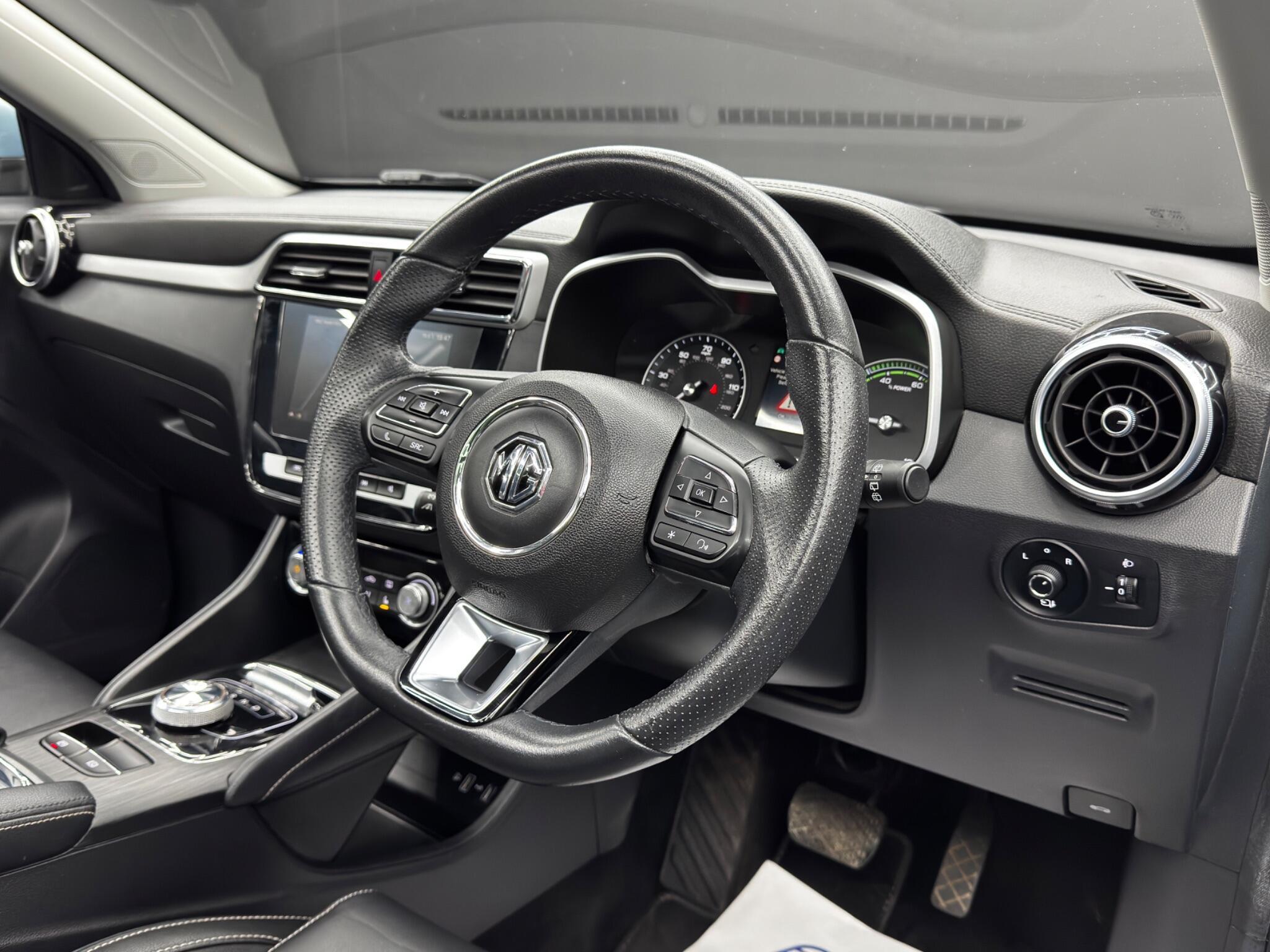 MG MG ZS - Image 9