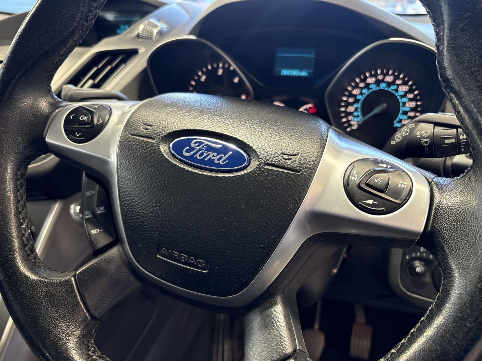 Ford Kuga - Image 13