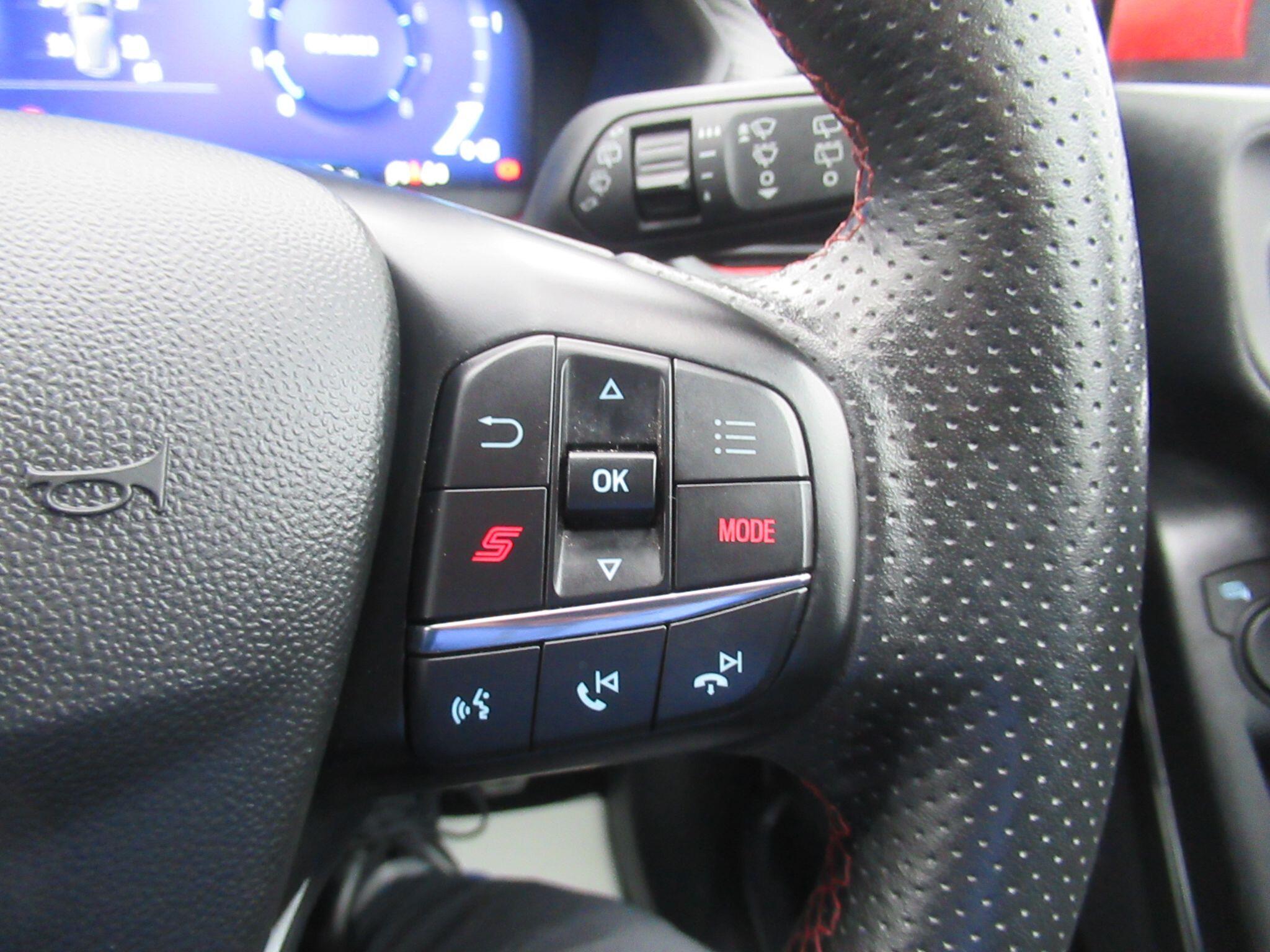 Ford Fiesta - Image 26