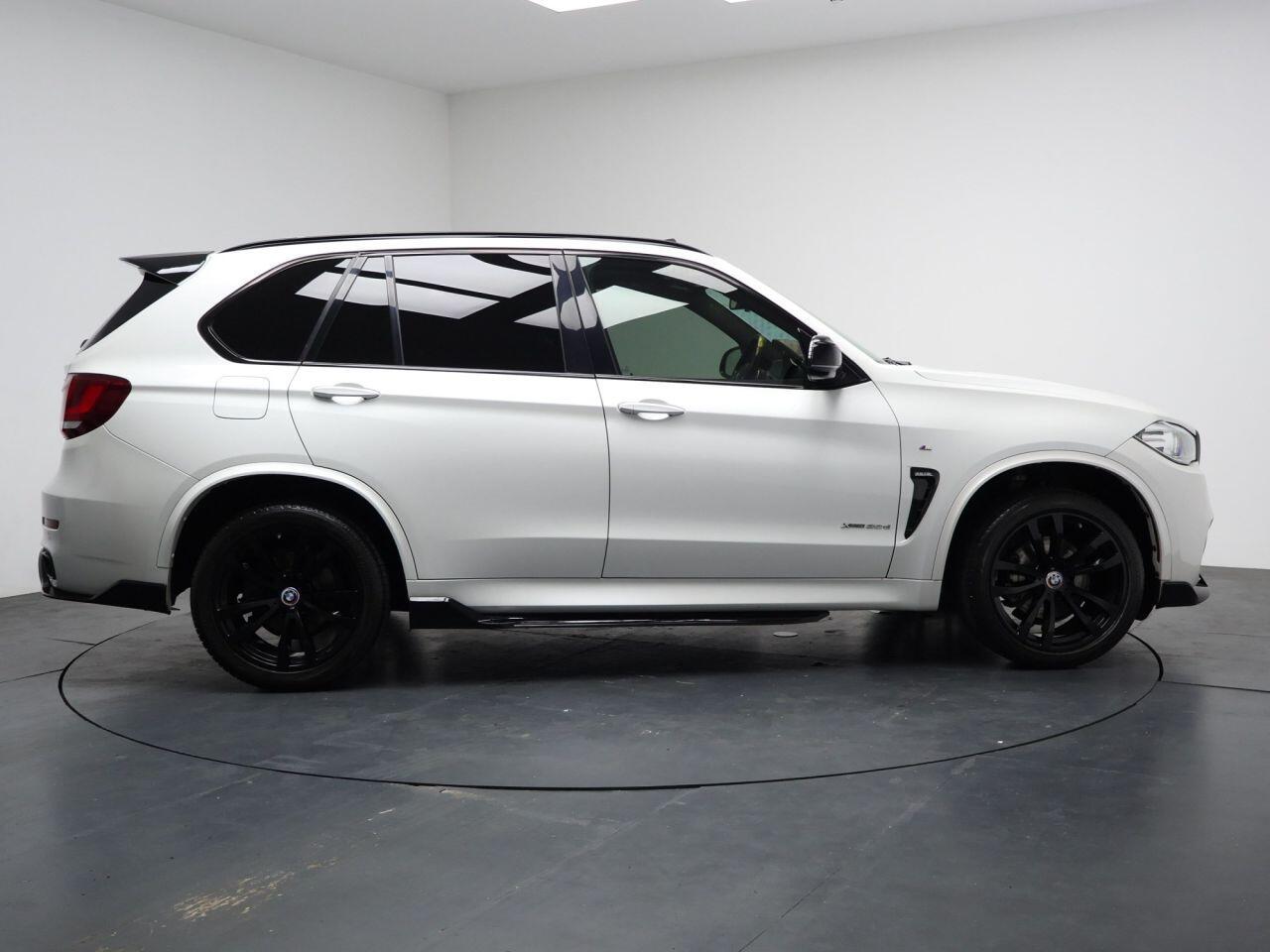 BMW X5 - Image 14