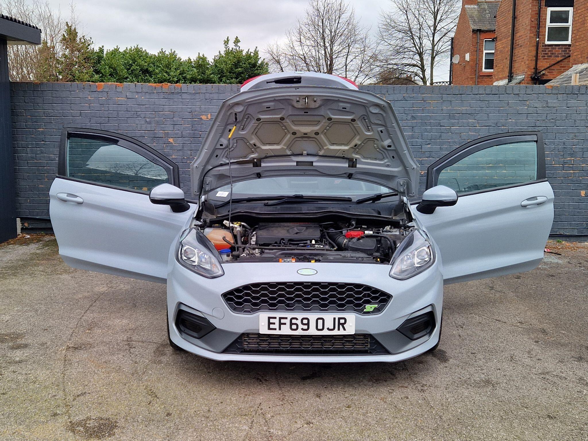 Ford Fiesta - Image 23
