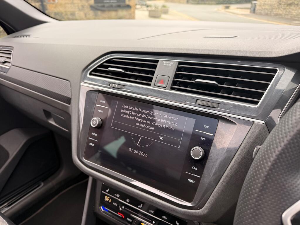 Volkswagen Tiguan - Image 46