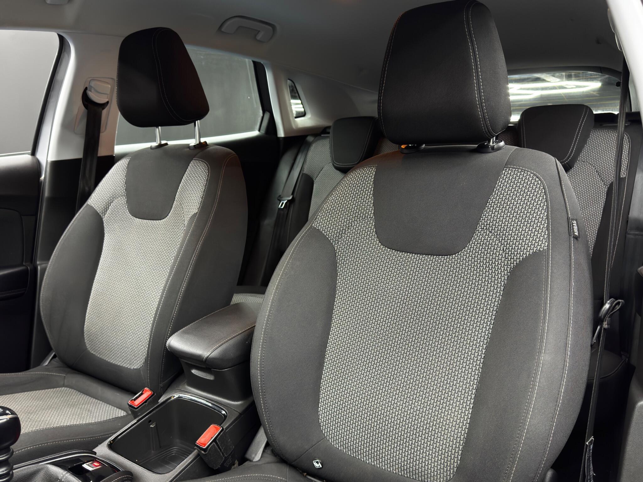 Vauxhall Grandland X - Image 13