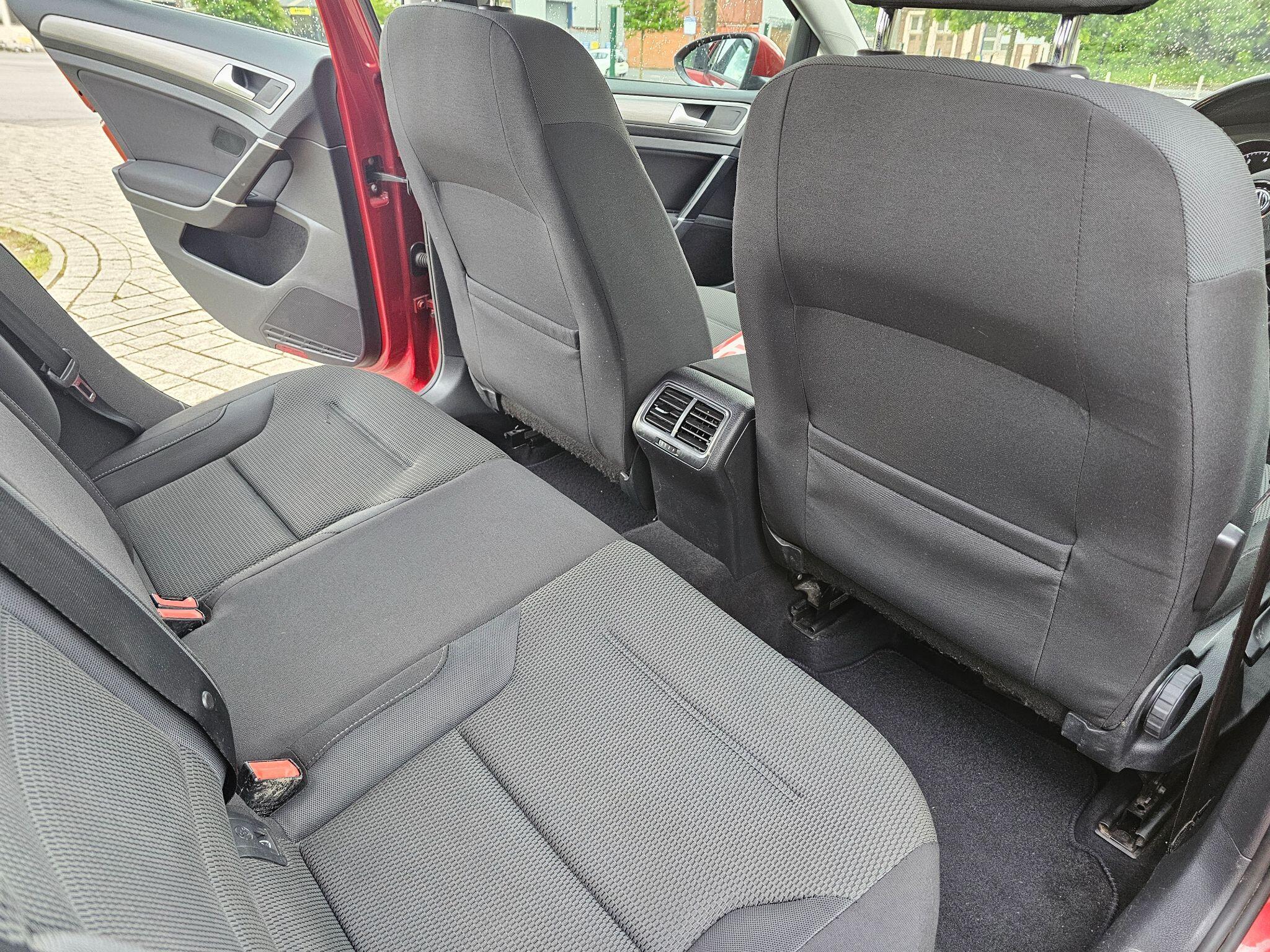 Volkswagen Golf - Image 21