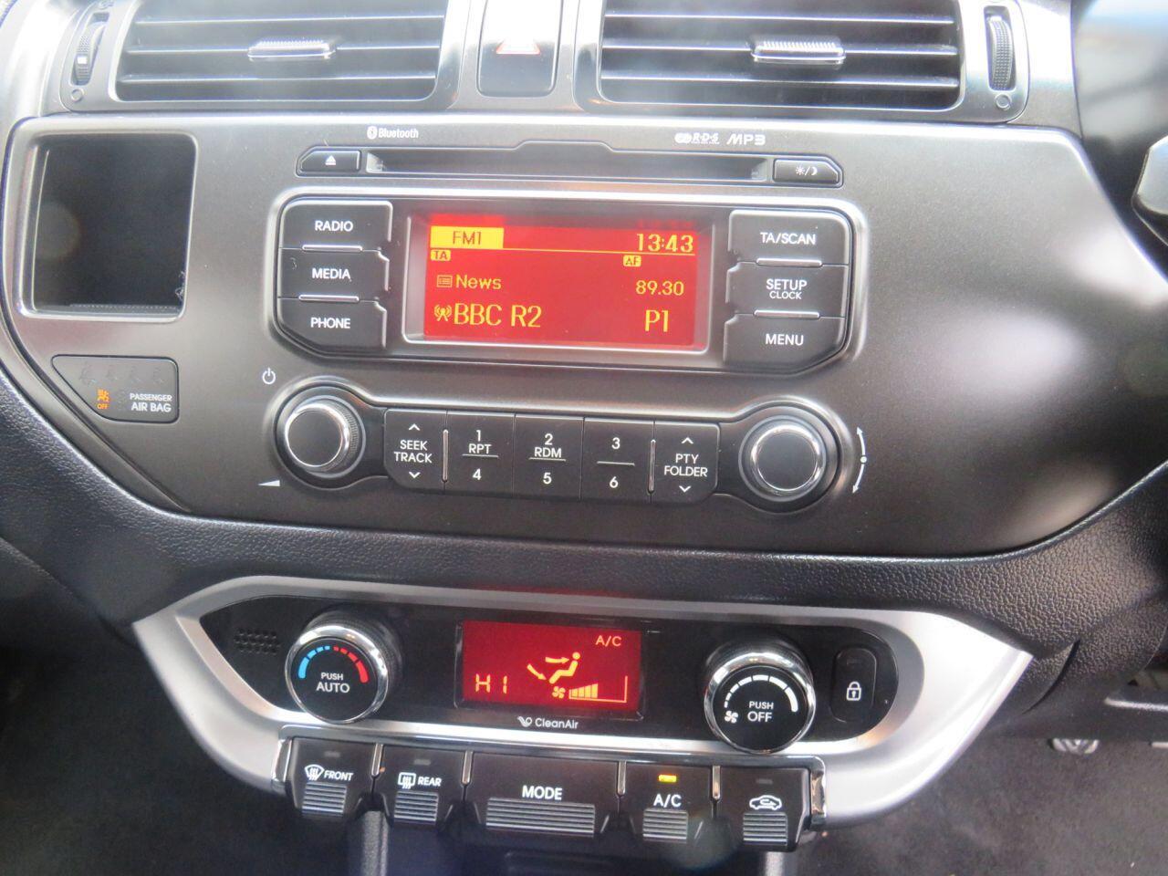 Kia Rio - Image 14