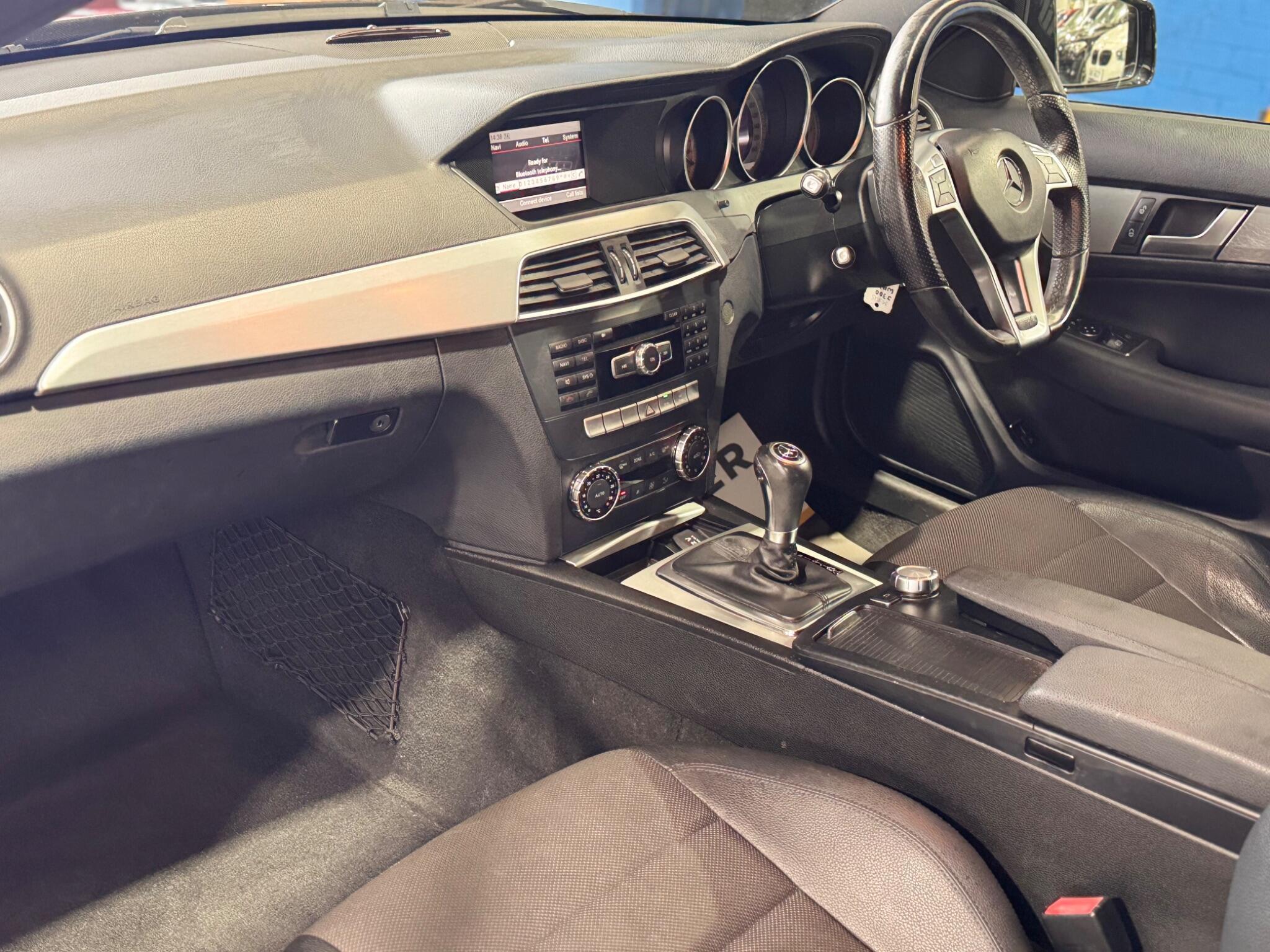 Mercedes C Class - Image 40