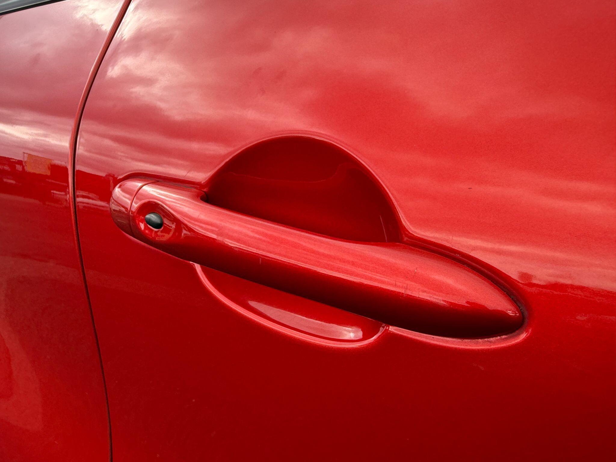 Renault Captur - Image 13