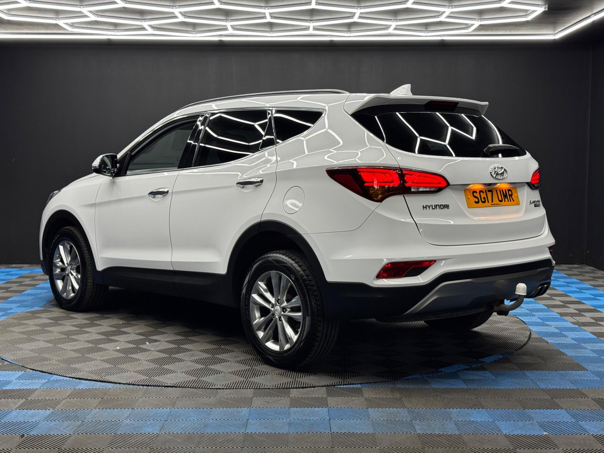 Hyundai Santa Fe - Image 7