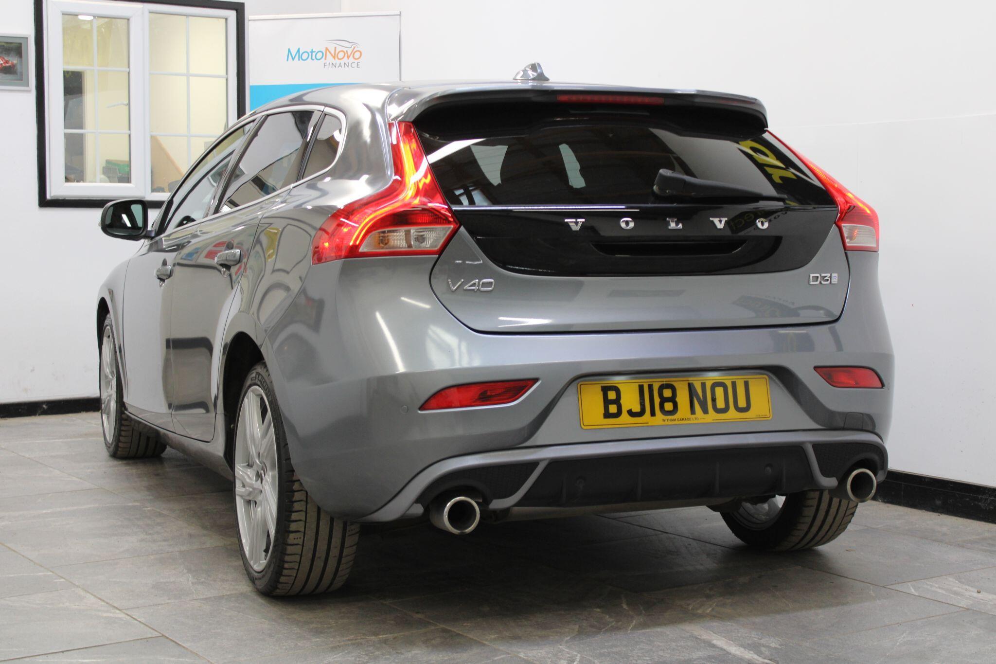 Volvo V40 - Image 17