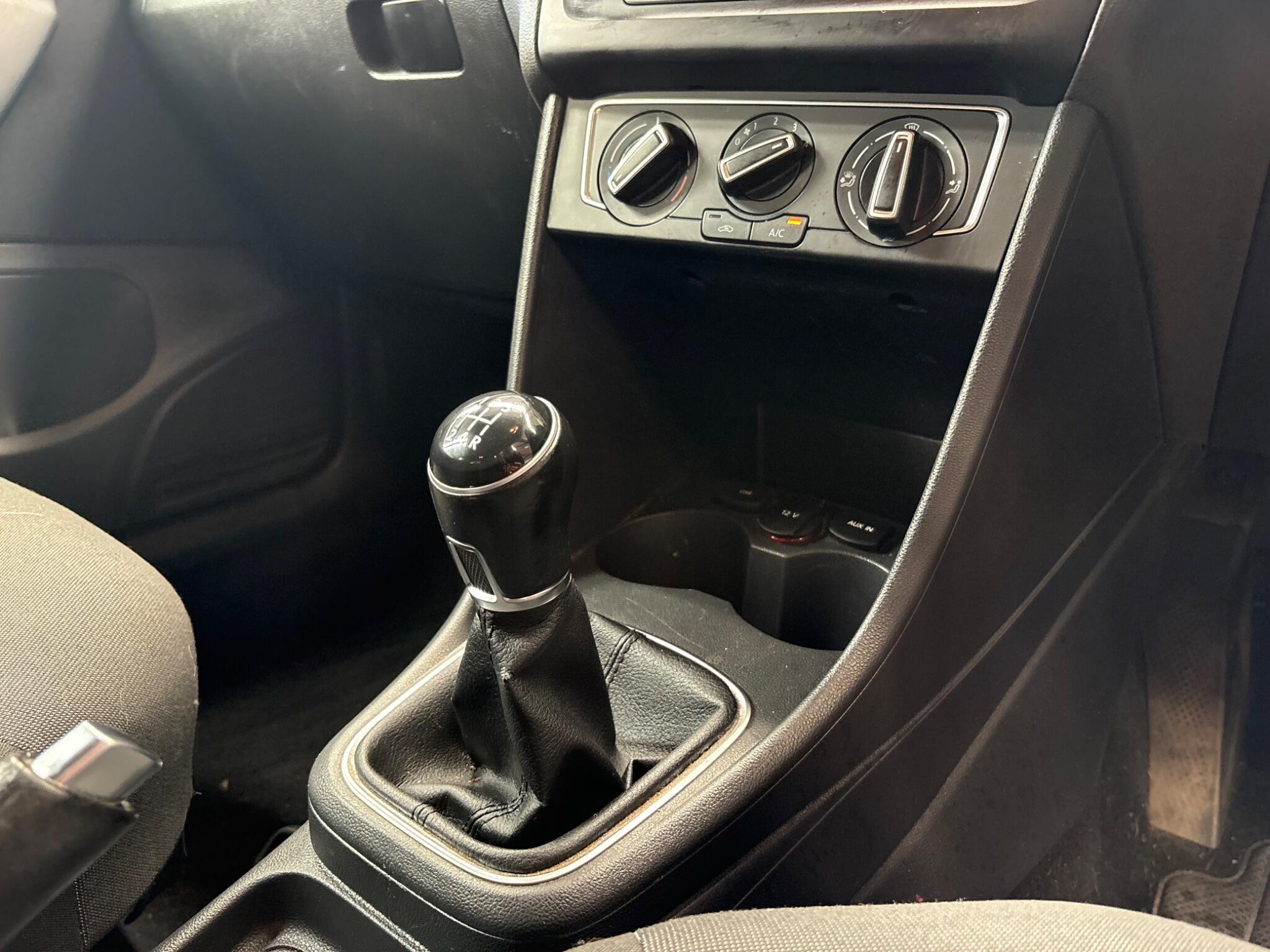 Volkswagen Polo - Image 20