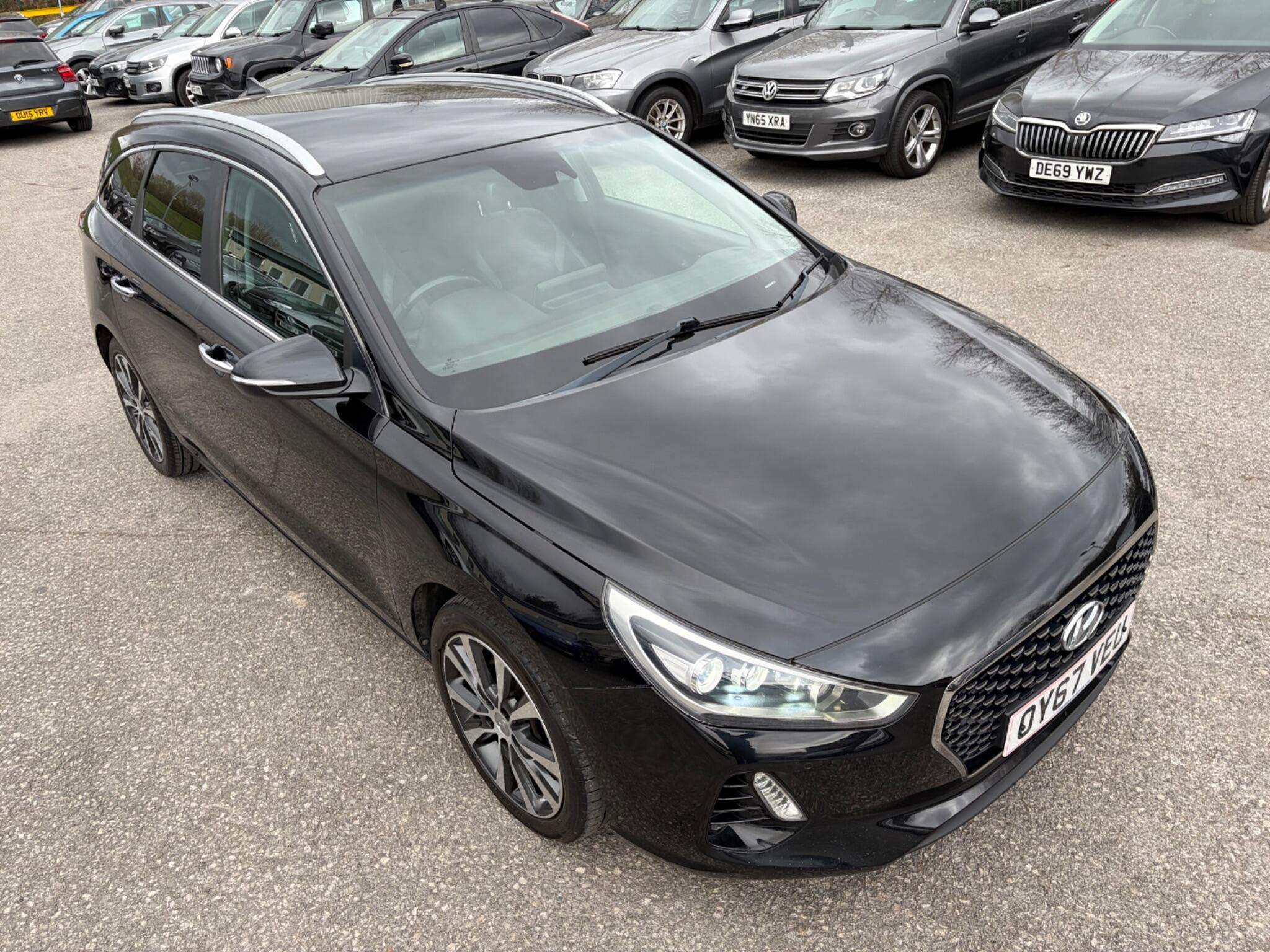 Hyundai i30 - Image 2