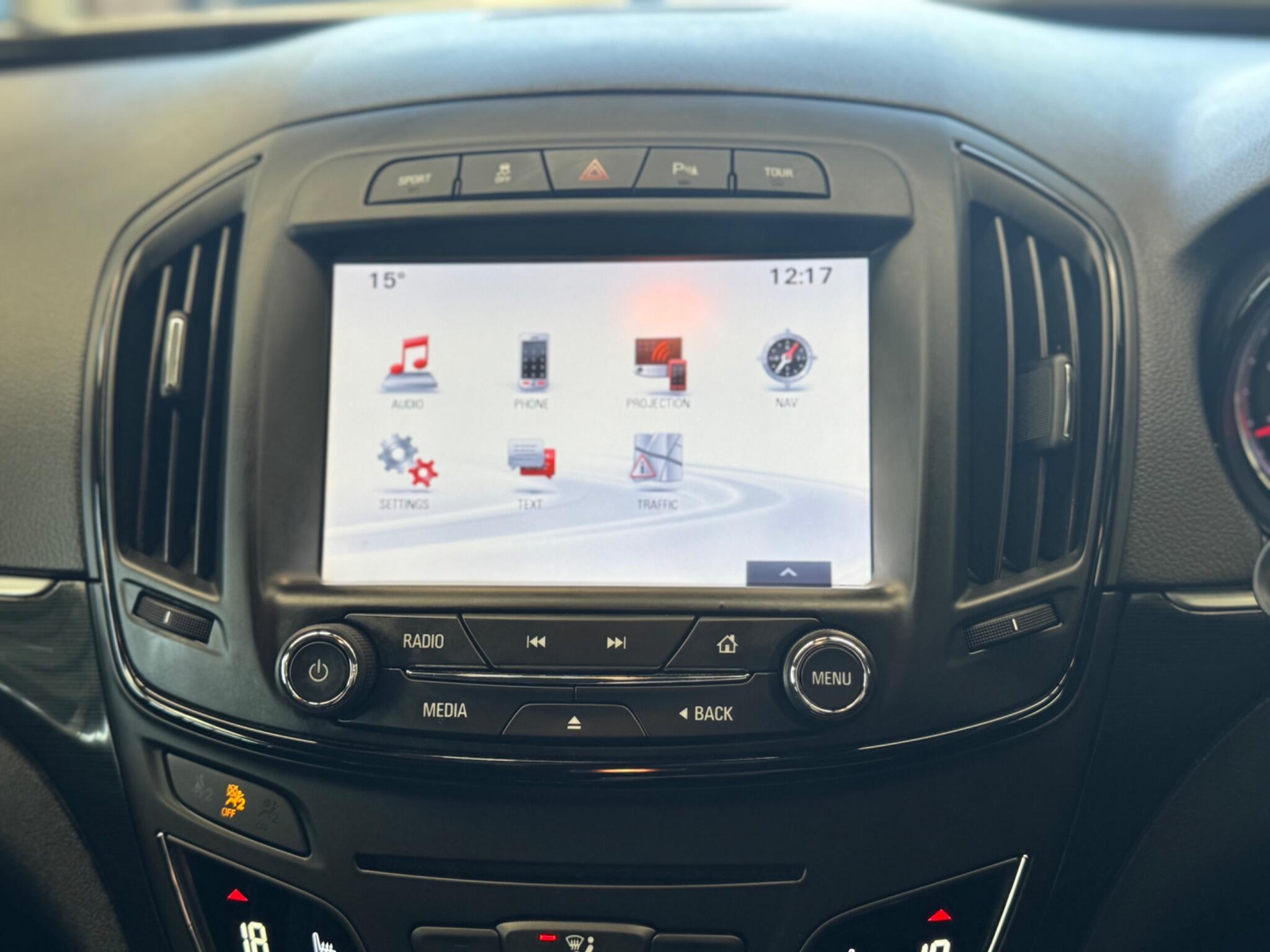 Vauxhall Insignia - Image 30