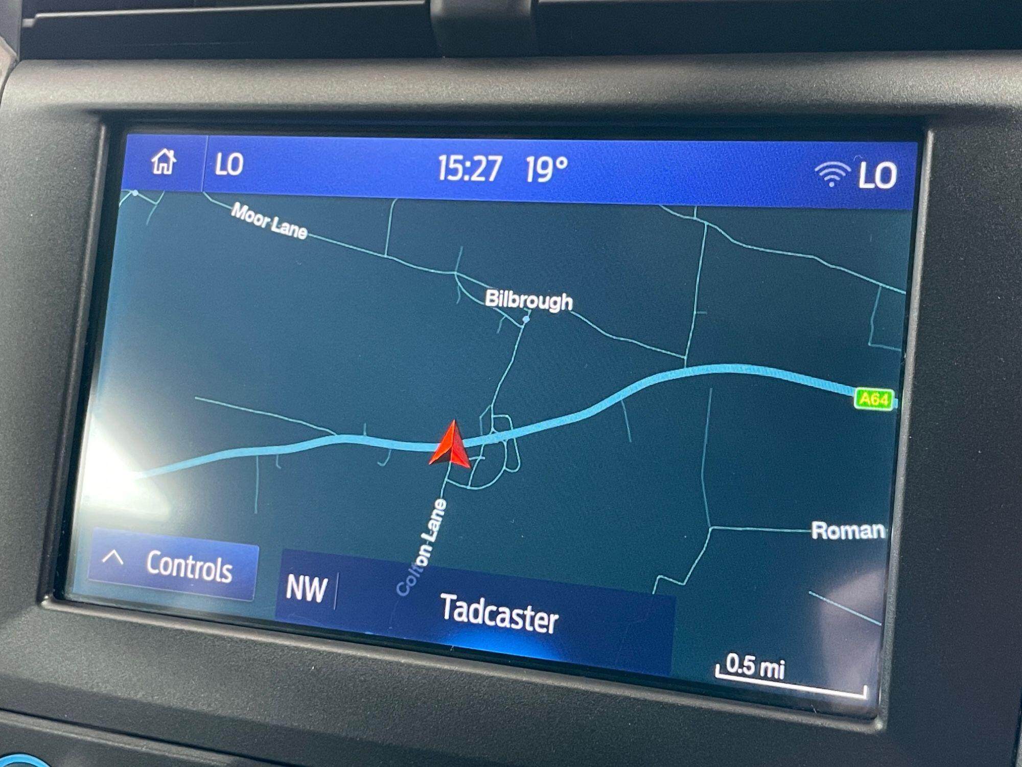 Ford Mondeo - Image 37