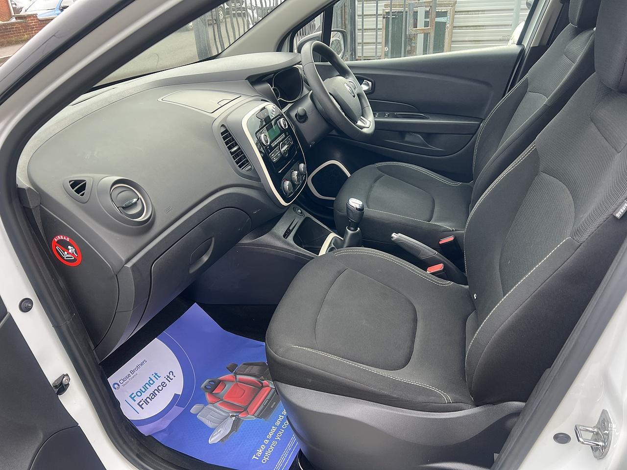 Renault Captur - Image 13