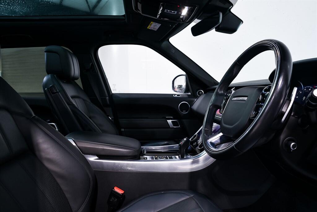 Land Rover RANGE ROVER SPORT - Image 16