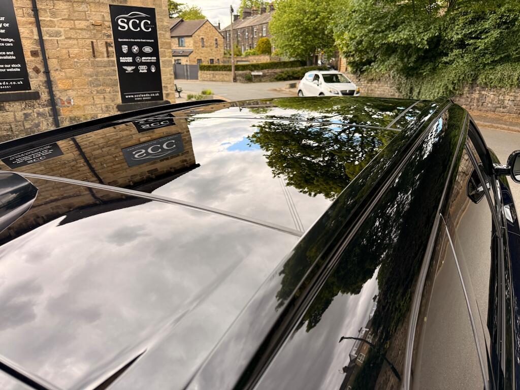 Land Rover Range Rover Velar - Image 16