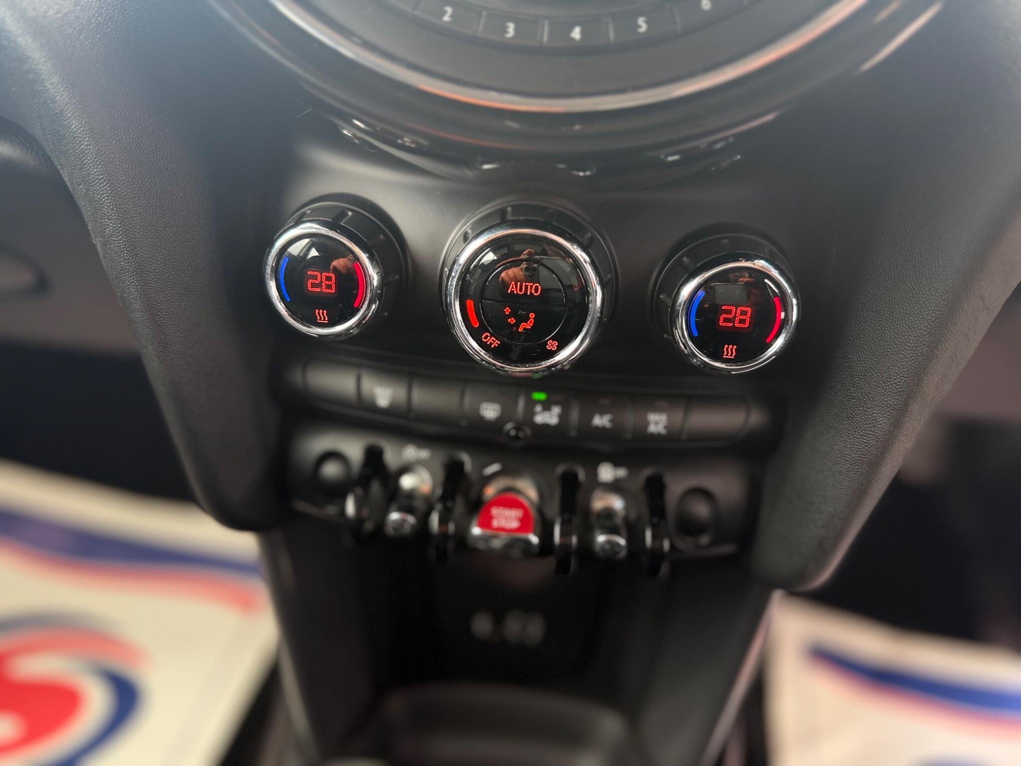 MINI Hatch - Image 16