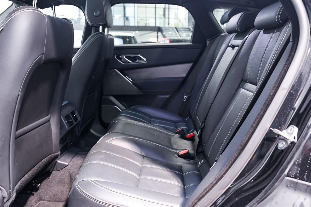 Land Rover Range Rover Velar - Image 13